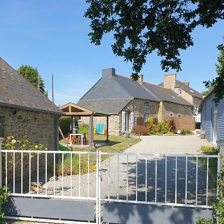 Charming Traditional 2-Bed Cottage Near Plémet Zewnętrze zdjęcie