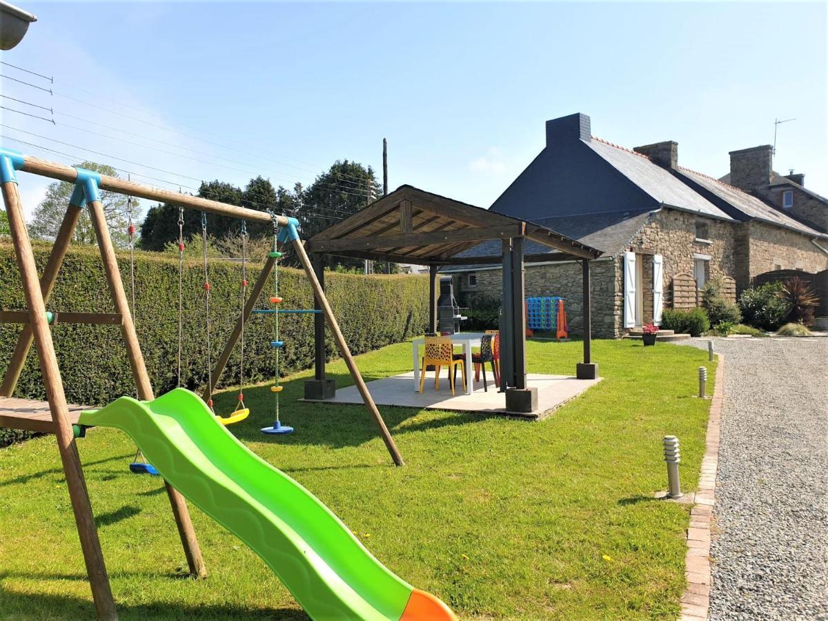 Charming Traditional 2-Bed Cottage Near Plémet Zewnętrze zdjęcie
