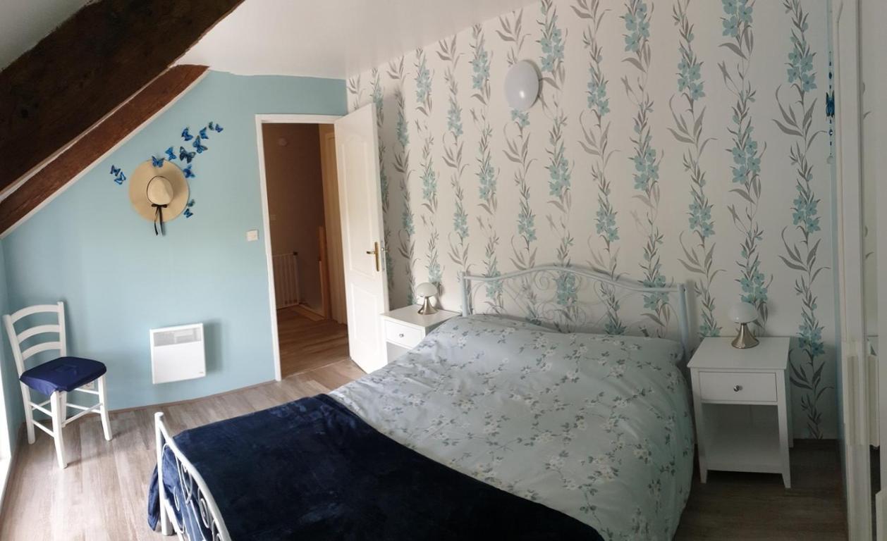Charming Traditional 2-Bed Cottage Near Plémet Zewnętrze zdjęcie